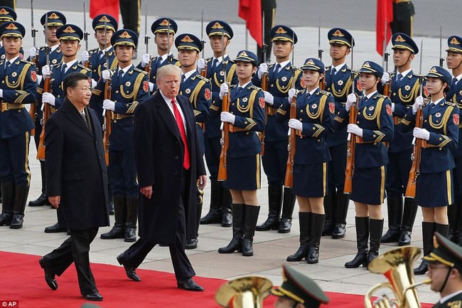 Trung Quốc trải thảm đỏ và ‘núi thỏa thuận’ 250 tỷ USD đón ông Trump - ảnh 5