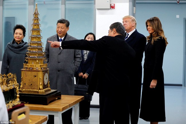 Trung Quốc trải thảm đỏ và ‘núi thỏa thuận’ 250 tỷ USD đón ông Trump - ảnh 12