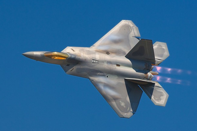 Máy bay F-22 Raptor.