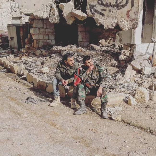 Chùm video chiến sự Syria: Quân đội Syria sắp quét sạch phiến quân khỏi Aleppo - ảnh 2