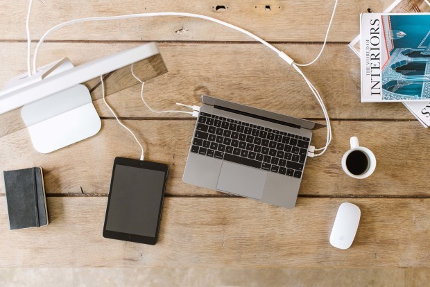 Line Dock: Thiết bị dự phòng đa dụng cho laptop (video) - ảnh 6