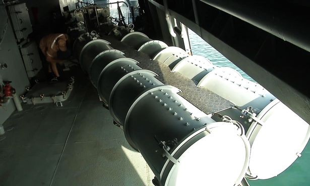 Chiến cuộc Syria: Nga tự tin rút tàu sân bay, bớt binh lực - ảnh 18