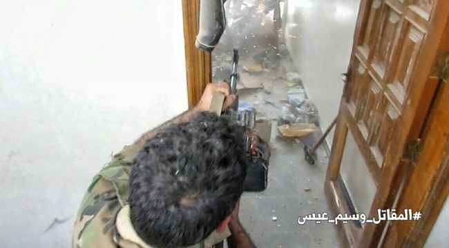 Chiến sự Syria: Quân Assad siết vòng vây phiến quân cố thủ ngoại vi Damascus - ảnh 5