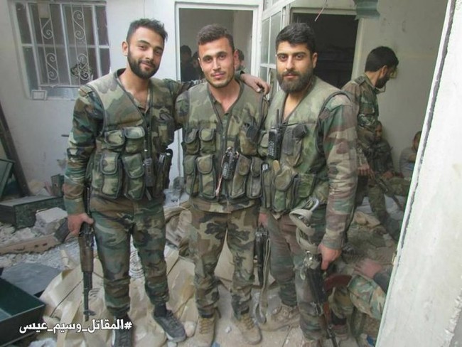 Quân đội Syria dồn lực đè bẹp phe thánh chiến ở Damascus (video) - ảnh 9