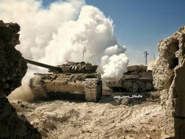 Quân đội Syria tấn công dữ dội cứ địa thánh chiến ngoại ô Damascus (video) - ảnh 2