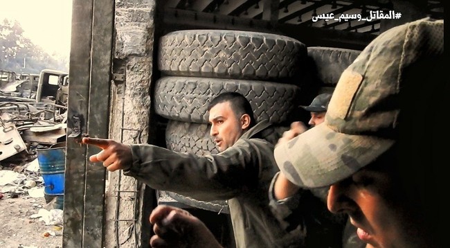 Quân đội Syria phản kích tái chiếm căn cứ ven Damascus - ảnh 2