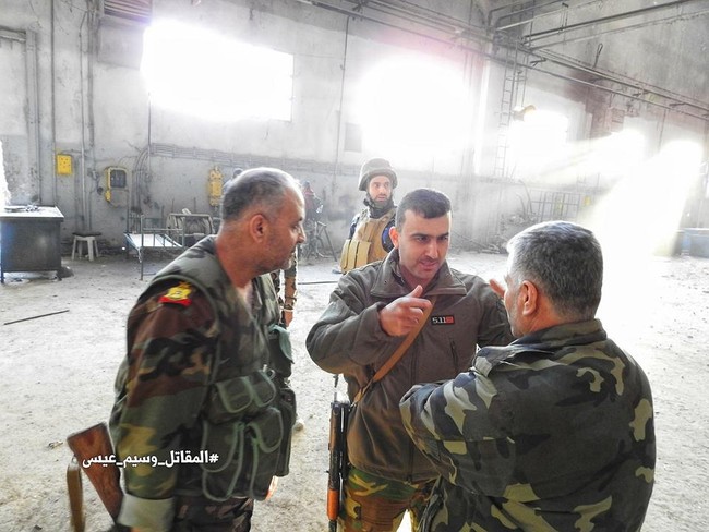 Quân đội Syria phản kích tái chiếm căn cứ ven Damascus - ảnh 4