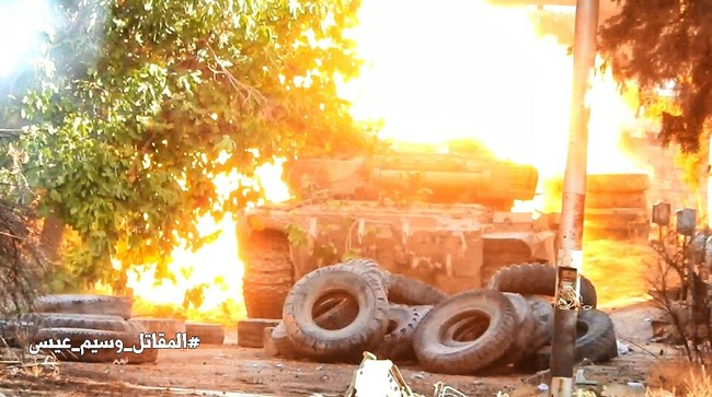 Quân đội Syria phản kích tái chiếm căn cứ ven Damascus - ảnh 7