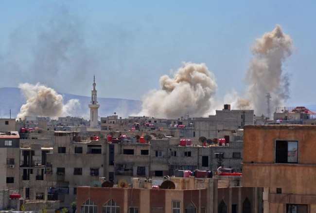 Tàn khốc, đẫm máu cuộc chiến trong chảo lửa ven Damascus, quân đội Syria tử chiến IS và HTS - ảnh 2