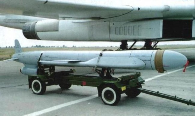 Tên lửa hành trình KH-55. Ảnh: Sina.