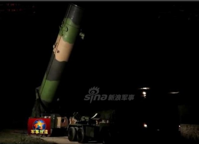 Tên lửa đạn đạo xuyên lục địa Đông Phong-31 Trung Quốc. Ảnh: Sina.