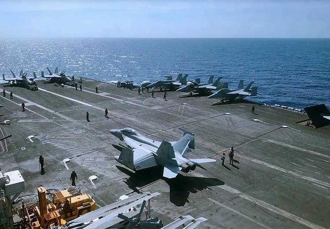 Hải quân Trung Quốc trỗi dậy thách thức Mỹ: Quá nhanh, quá nguy hiểm - ảnh 2