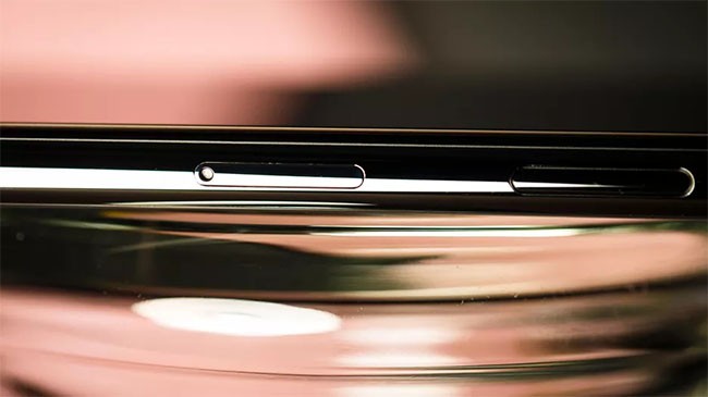 Những hình ảnh “bất ngờ” về iPhone X dưới ống kính macro - ảnh 10
