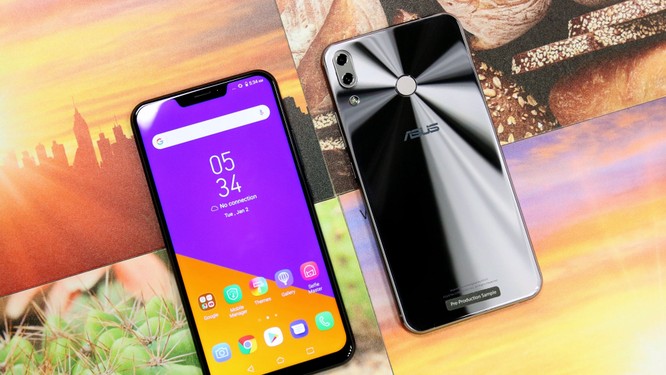 Smartphone hậu MWC 2018: “Tai thỏ” tràn ngập vì cạn ý tưởng - ảnh 2