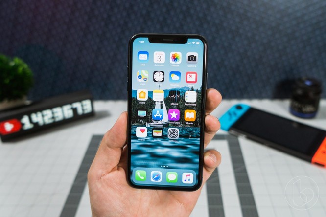 iPad Pro và iPhone X đoạt giải “Màn hình của năm” - ảnh 2