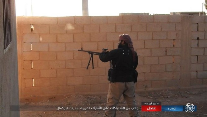 Bại trận tại tử địa Deir Ezzor, IS chuyển sang đánh du kích - ảnh 1