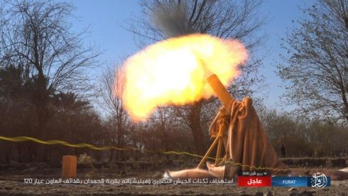 IS đánh lén quân đội Syria trên chiến trường Euphrates, Su-25 Nga bị bắn - ảnh 3