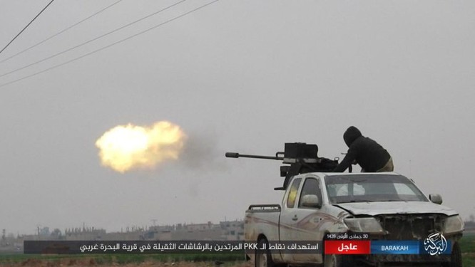 Mỹ lại không kích nhầm đồng minh, IS đánh người Kurd Syria điên đảo - ảnh 12