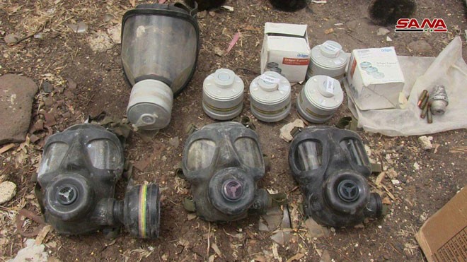 Quân đội Syria chiếm giữ lượng vũ khí khổng lồ của phe thánh chiến ở Homs - ảnh 11