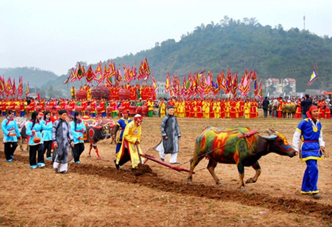 Lễ hội Tịch điền đọi sơn