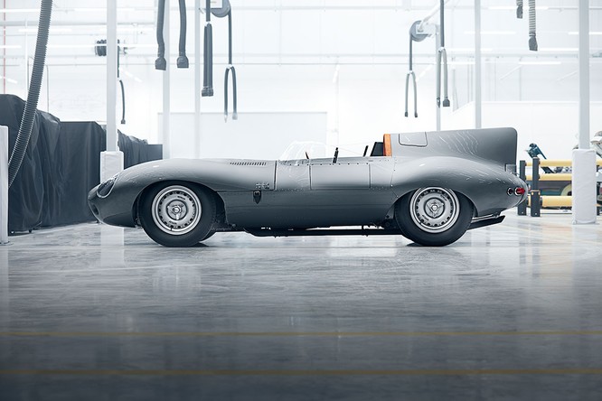 Jaguar hồi sinh mẫu xe đua huyền thoại D-Type - ảnh 4