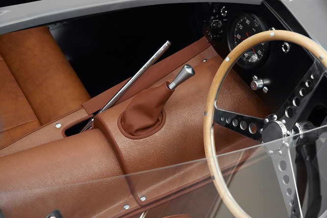 Jaguar hồi sinh mẫu xe đua huyền thoại D-Type - ảnh 6