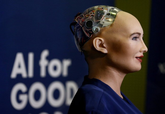 Chân dung Sophia - công dân robot đầu tiên trên thế giới - ảnh 1