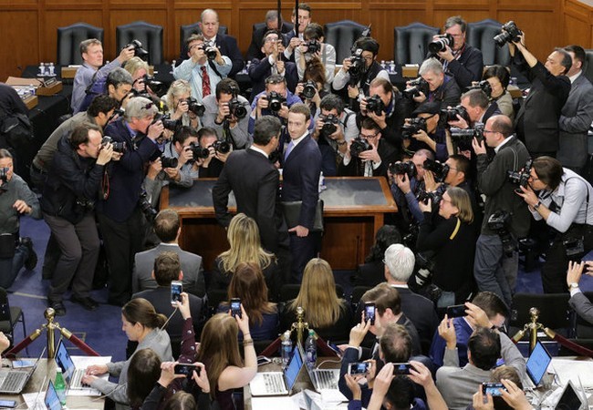Mark Zuckerberg – từ một cậu sinh viên trong ký túc xá Harvard trở thành người chi phối cả thế giới như thế nào? - ảnh 35