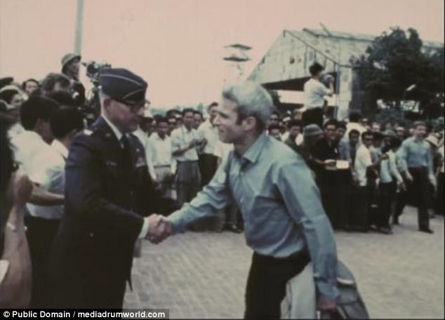 Rời Việt Nam, chiến dịch “hồi hương” của John McCain và các tù binh Mỹ - ảnh 7