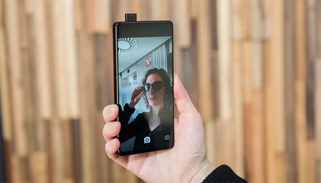 3 tính năng “khủng” trên smartphone của Vivo tại MWC 2018 - ảnh 1