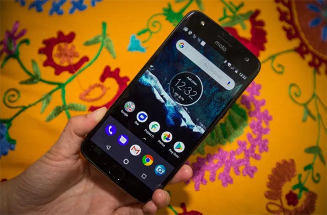 Top 9 smartphone chống nước đỉnh nhất hiện nay - ảnh 5
