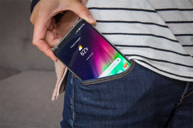 Top 9 smartphone chống nước đỉnh nhất hiện nay - ảnh 4