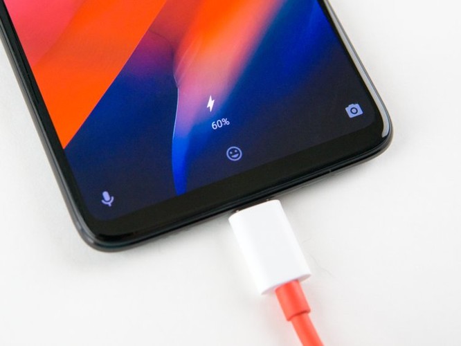 10 lý do bạn nên mua chiếc smartphone Android 530 USD thay vì iPhone X 1000 USD - ảnh 3