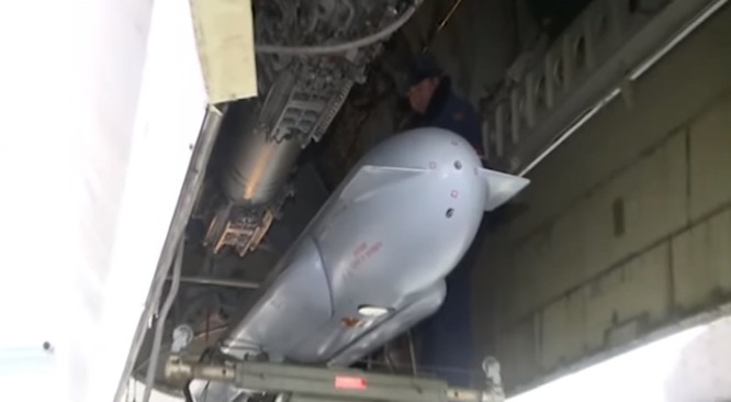 Chiến sự Syria: Nga phóng tên lửa chiến lược Kh-555 tấn công khủng bố - ảnh 2