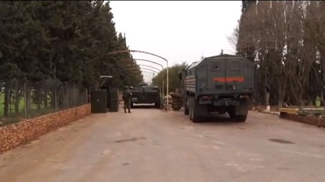 Nga yểm trợ quân đội Syria tiến vào thị trấn chiến lược Afrin sau đàm phán với Thổ thất bại - ảnh 7