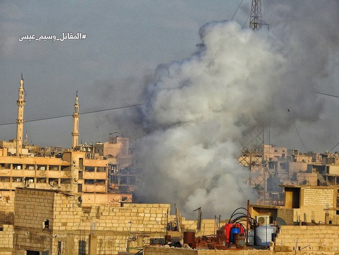 Quân đội Syria tung đòn dữ dội chiếm quận chiến lược nam Damascus - ảnh 6
