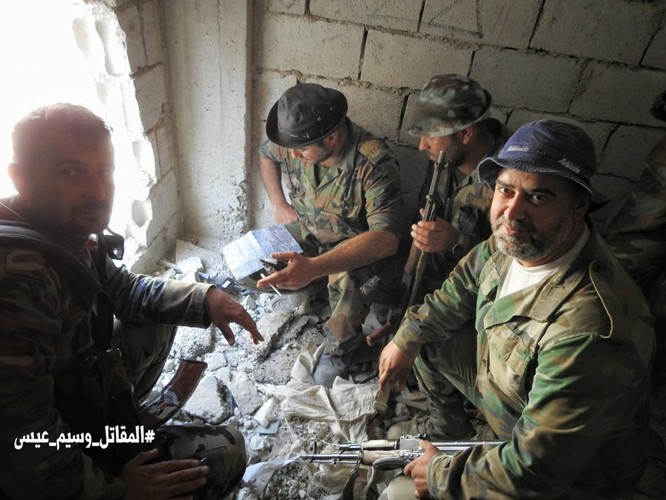 Quân đội Syria giáng đòn chí mạng IS, di tản phe thánh chiến đầu hàng khỏi tỉnh Damascus - ảnh 10