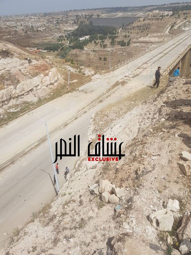Quân nổi dậy đầu hàng nộp vũ khí, Al-Qaeda quyết chống quân đội Syria ở Rastan - ảnh 2