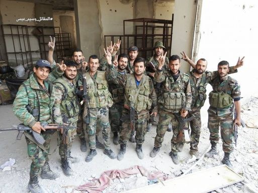 Nga dội lửa, quân đội Syria hợp vây chia cắt IS trong nồi hầm nam Damascus - ảnh 2
