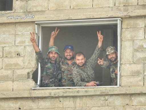 Nga dội lửa, quân đội Syria hợp vây chia cắt IS trong nồi hầm nam Damascus - ảnh 5