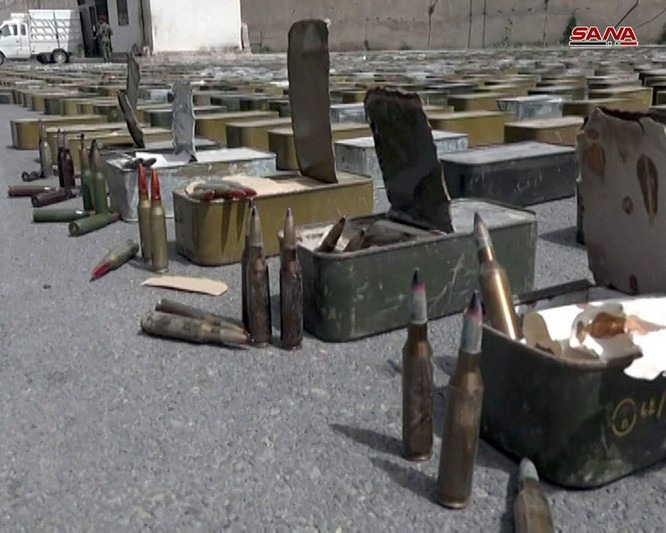 Quân đội Syria chiếm giữ lượng lớn vũ khí Israel ở Rastan, Homs - ảnh 3