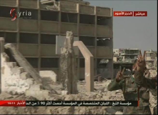 Không quân Nga-Syria dồn dập dội lửa yểm trợ tấn công chia cắt IS tại tử địa Yarmouk - ảnh 2