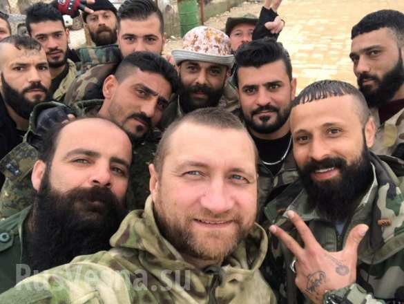 Lính đánh thuê Nga huấn luyện binh sĩ Syria ngay trên chiến trường chống khủng bố - ảnh 18