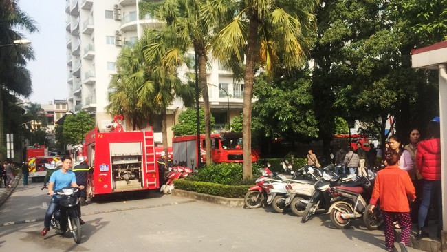 Hà Nội: Cháy lớn tại chung cư cao cấp Golden Westlake - ảnh 1