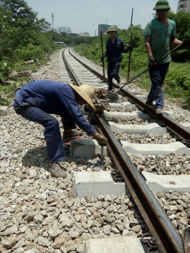 Kỳ 1: Đường sắt Việt Nam: già nua và cũ kỹ - ảnh 1