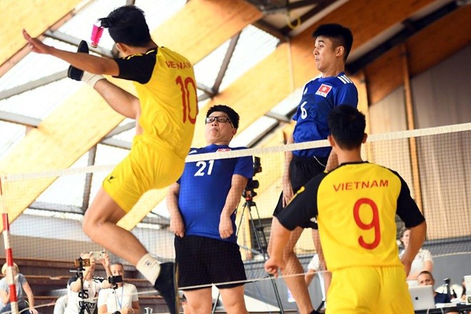 Giải vô địch đá cầu thế giới lần thứ 10 tại Pháp quy tụ sự tham gia của 15 đội tuyển đá cầu của các nước. Ảnh ISF.