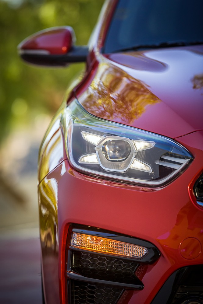 Kia Forte 2019 thế hệ mới chính thức lộ diện tại triển lãm Naias 2018 - ảnh 12