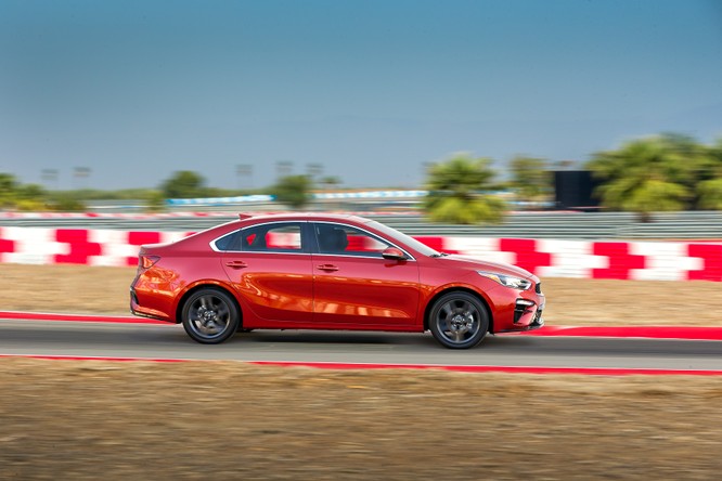 Kia Forte 2019 thế hệ mới chính thức lộ diện tại triển lãm Naias 2018 - ảnh 5