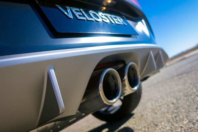 Hyundai Veloster 2019 hoàn toàn mới: Vẫn giữ một chất riêng - ảnh 8