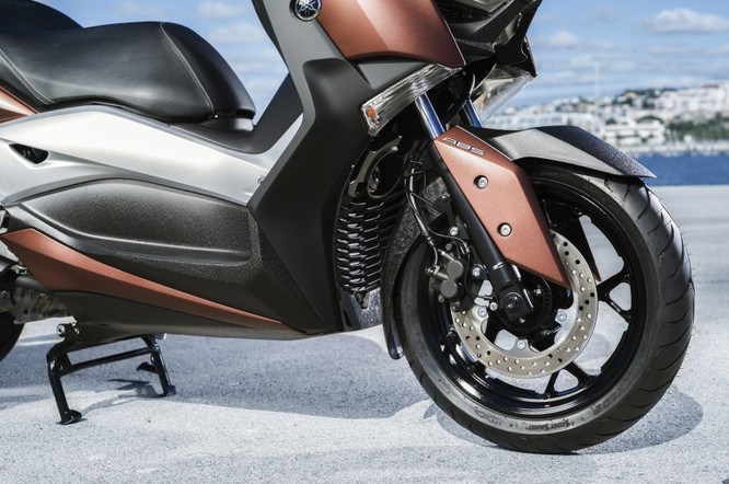 Yamaha X-Max 250 2018 chính thức có giá bán từ 145 triệu đồng - ảnh 14